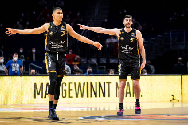 为博洛尼亚 为博洛尼亚